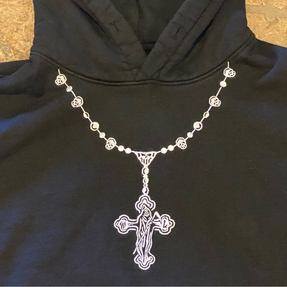 Black Rosary Necklace Embroidery Thick Heavy Hoodie Sweatshirt Size Large-Unisex - Picture 3 of 5